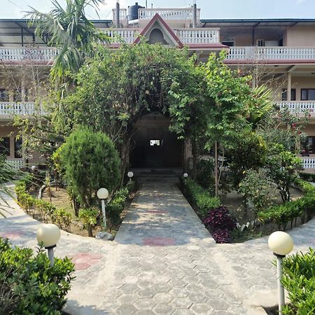 Hotel Tree Tops سوراها المظهر الخارجي الصورة