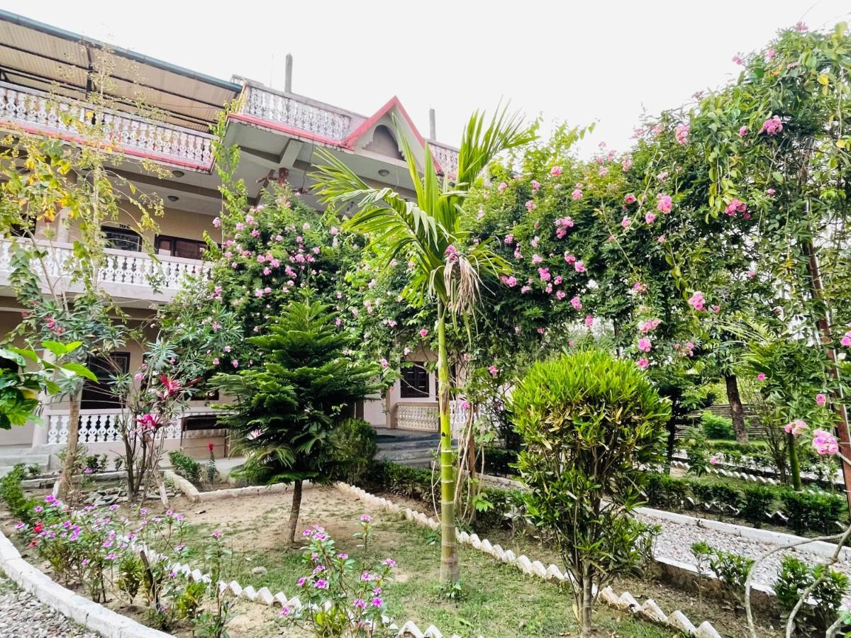 Hotel Tree Tops سوراها المظهر الخارجي الصورة