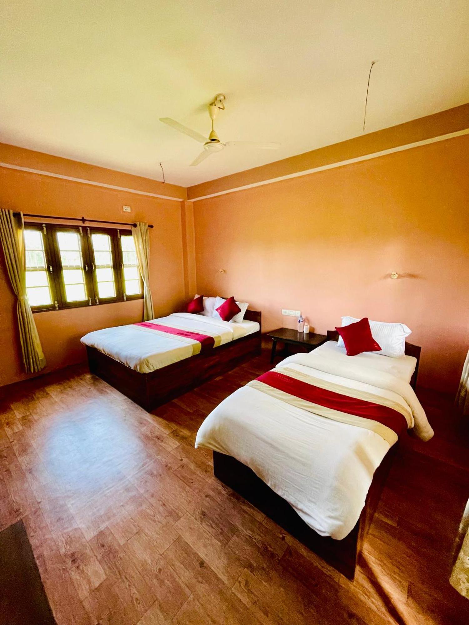 Hotel Tree Tops سوراها المظهر الخارجي الصورة